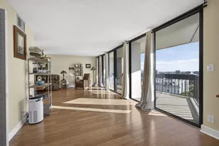 2400 Presidential Way, West Palm Beach, FL 33401 - Photo 17