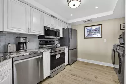 2400 Presidential Way #1606, West Palm Beach, FL 33401 - Photo 9