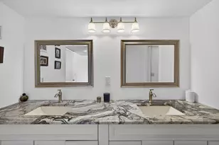 2400 Presidential Way, West Palm Beach, FL 33401 - Photo 27