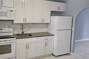 3425 Grace Ave, Palm Springs, FL 33461 - Photo 9