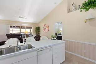 456 NW Casanova Cir, Port Saint Lucie, FL 34986 - Photo 9