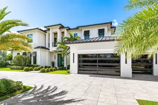 830 Lake Shore Dr, Delray Beach, FL 33444 - Photo 1