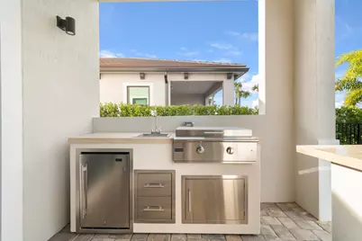 12510 Solano Bay Circle, Palm Beach Gardens, FL 33412 - Photo 35