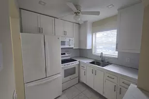 17 Cambridge A, West Palm Beach, FL 33417 - Photo 15