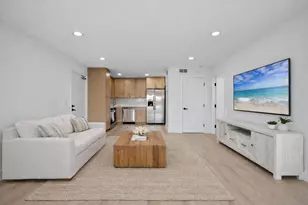 1112 Green Pine Blvd, West Palm Beach, FL 33409 - Photo 5