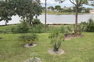 334 Southampton B, West Palm Beach, FL 33417 - Photo 11