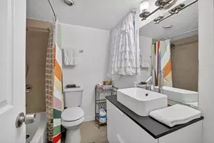 815 Middle River Dr, Fort Lauderdale, FL 33304 - Photo 25