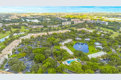 3900 Oaks Clubhouse Drive #503, Pompano Beach, FL 33069 - Photo 35