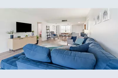 3900 Oaks Clubhouse Drive #503, Pompano Beach, FL 33069 - Photo 7