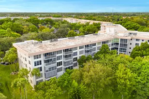 3900 Oaks Clubhouse Dr, Pompano Beach, FL 33069 - Photo 35