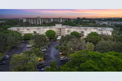 3900 Oaks Clubhouse Drive #503, Pompano Beach, FL 33069 - Photo 39