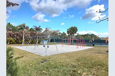 6204 Spring Lakes Terrace, Fort Pierce, FL 34951 - Photo 27