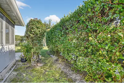 374 Bennington Lane, Lake Worth, FL 33467 - Photo 27