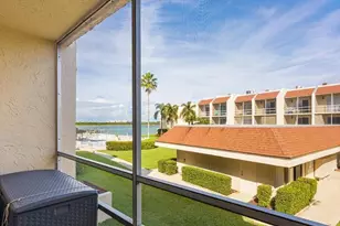 1300 Seaway Dr Dr, Hutchinson Island, FL 34949 - Photo 25