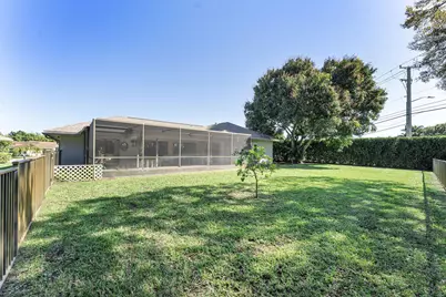 6206 Springdale Way, Delray Beach, FL 33445 - Photo 7