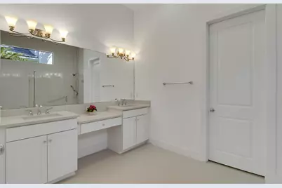 5619 Delacroix Terrace, Palm Beach Gardens, FL 33418 - Photo 13