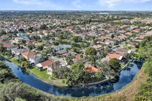 2389 NW 162nd Terrace, Pembroke Pines, FL 33028 - Photo 25