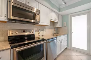 80 Venetian Dr, Delray Beach, FL 33483 - Photo 11