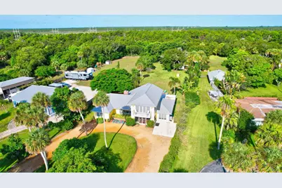 7501 S Indian River Drive, Fort Pierce, FL 34982 - Photo 3