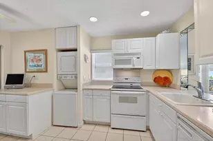 5199 Rose Hill Dr, Boynton Beach, FL 33437 - Photo 11