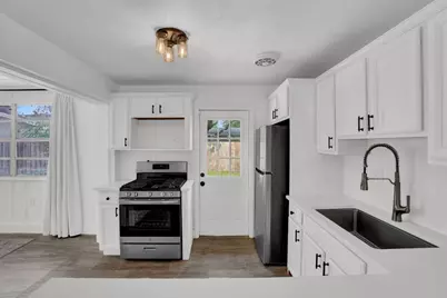 1511 NE 32nd Court, Pompano Beach, FL 33064 - Photo 9