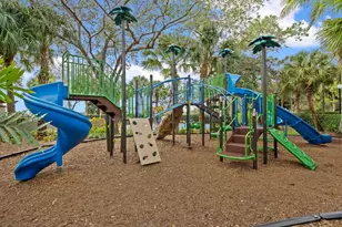 622 Castle Dr, Palm Beach Gardens, FL 33410 - Photo 33