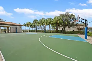 622 Castle Dr, Palm Beach Gardens, FL 33410 - Photo 41