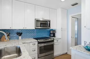 391 NE Plantation Rd, Stuart, FL 34996 - Photo 11