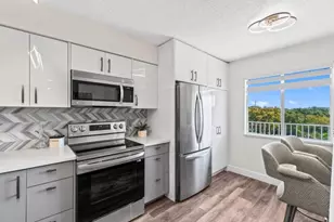 14095 Royal Vista Dr, Delray Beach, FL 33484 - Photo 11