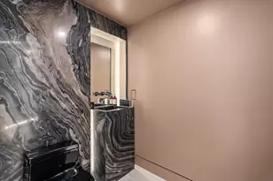 1551 N Flagler Dr, West Palm Beach, FL 33401 - Photo 3