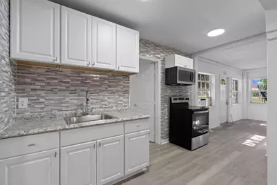 1831 Juno Road #B, North Palm Beach, FL 33408 - Photo 3