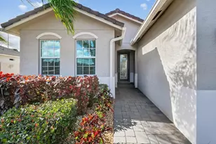 7561 SW Harbor Cove Dr, Stuart, FL 34997 - Photo 7