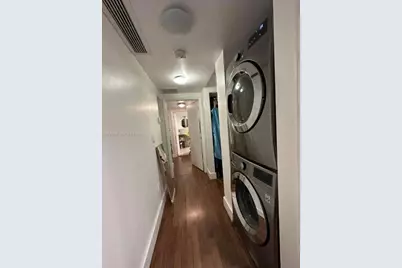 7025 Rue Granville, Miami Beach, FL 33141 - Photo 9