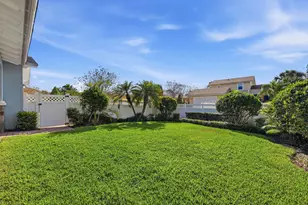 1358 Community Dr, Jupiter, FL 33458 - Photo 41