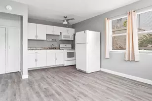 813 9th Ave N, Lake Worth Beach, FL 33460 - Photo 3