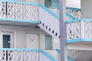 1021 Crystal Lake Dr, Pompano Beach, FL 33064 - Photo 13