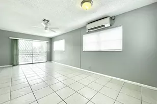 1021 Crystal Lake Dr, Deerfield Beach, FL 33064 - Photo 5