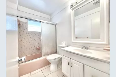 1021 Crystal Lake Drive #315, Deerfield Beach, FL 33064 - Photo 11