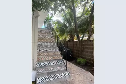 7035 Rue Granville, Miami Beach, FL 33141 - Photo 1