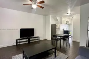 7035 Rue Granville, Miami Beach, FL 33141 - Photo 7