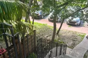 7035 Rue Granville, Miami Beach, FL 33141 - Photo 3