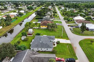 2477 SW Chestnut Ln, Port Saint Lucie, FL 34953 - Photo 51