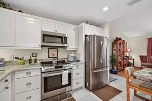 2477 SW Chestnut Ln, Port Saint Lucie, FL 34953 - Photo 13