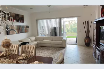 139 Berenger Walk, Royal Palm Beach, FL 33414 - Photo 11