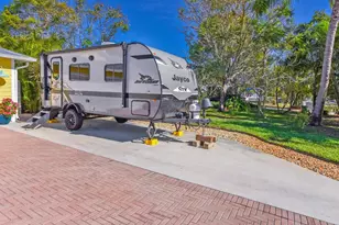 4891 SE Pompano Terrace, Stuart, FL 34997 - Photo 9