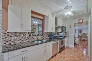 7512 Ace Rd N, Lake Worth, FL 33467 - Photo 3