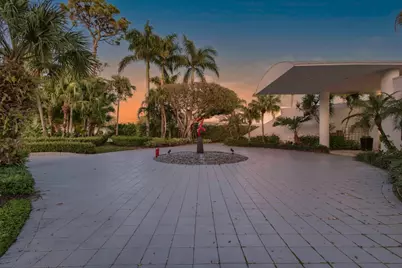 2926 Rhone Drive, Palm Beach Gardens, FL 33410 - Photo 5