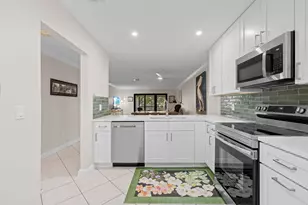 9193 Pecky Cypress Ln, Boca Raton, FL 33428 - Photo 3