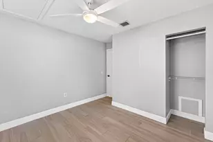 5565 Papaya Rd, West Palm Beach, FL 33413 - Photo 19