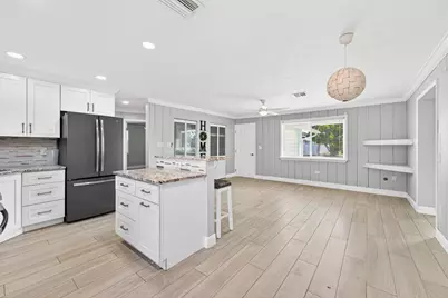 5565 Papaya Road, West Palm Beach, FL 33413 - Photo 9